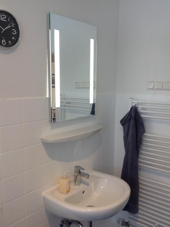 Frankes Sleep Inn, 4, 2, 1 Raumwohnungen, Sauna Velbert Buitenkant foto